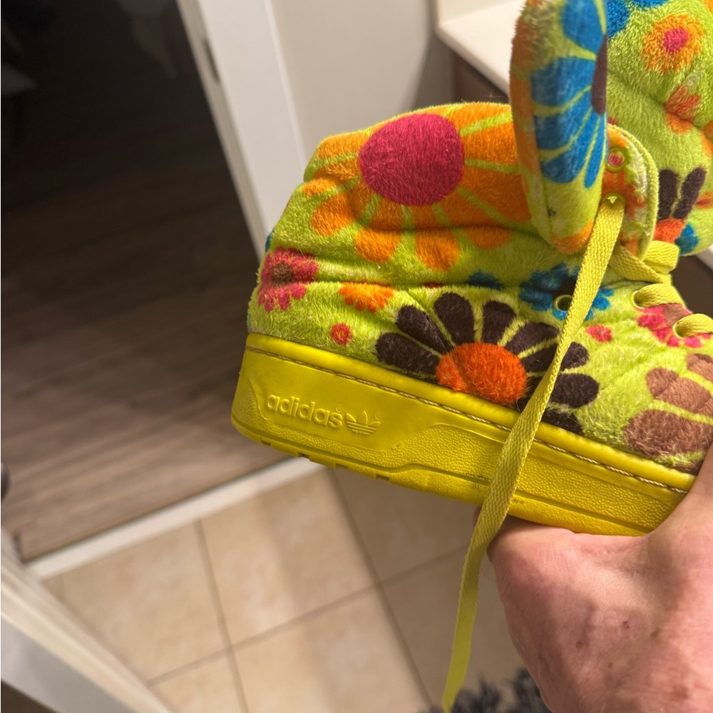 Adidas Yellow Sneakers Bold Style